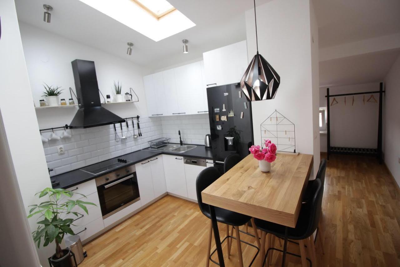 Appartement La Paloma Blanca à Tuzla Extérieur photo