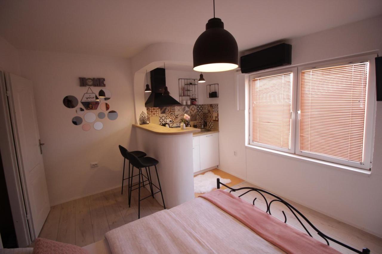 Appartement La Paloma Blanca à Tuzla Extérieur photo