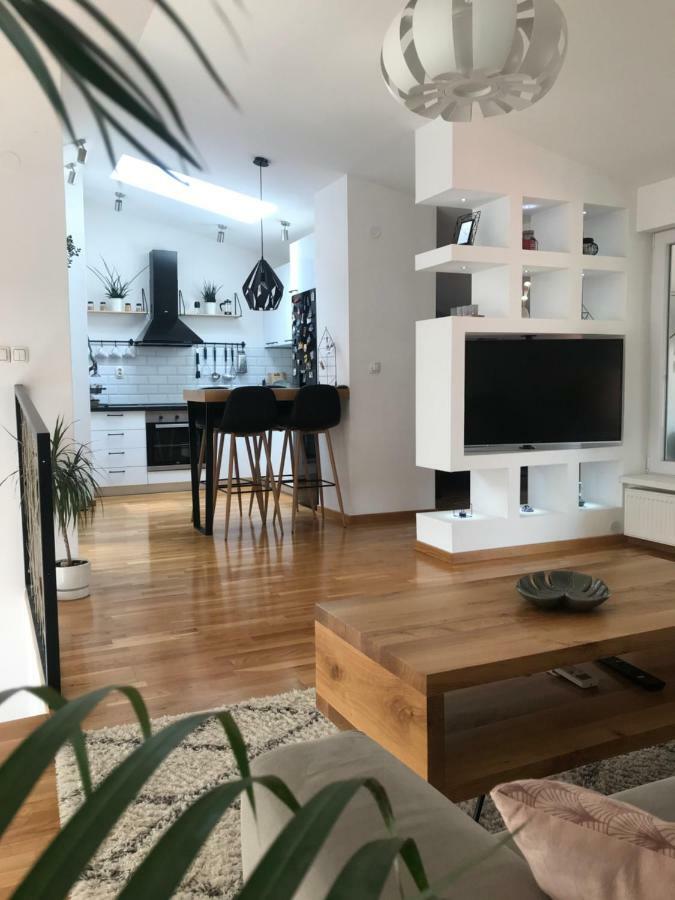 Appartement La Paloma Blanca à Tuzla Extérieur photo